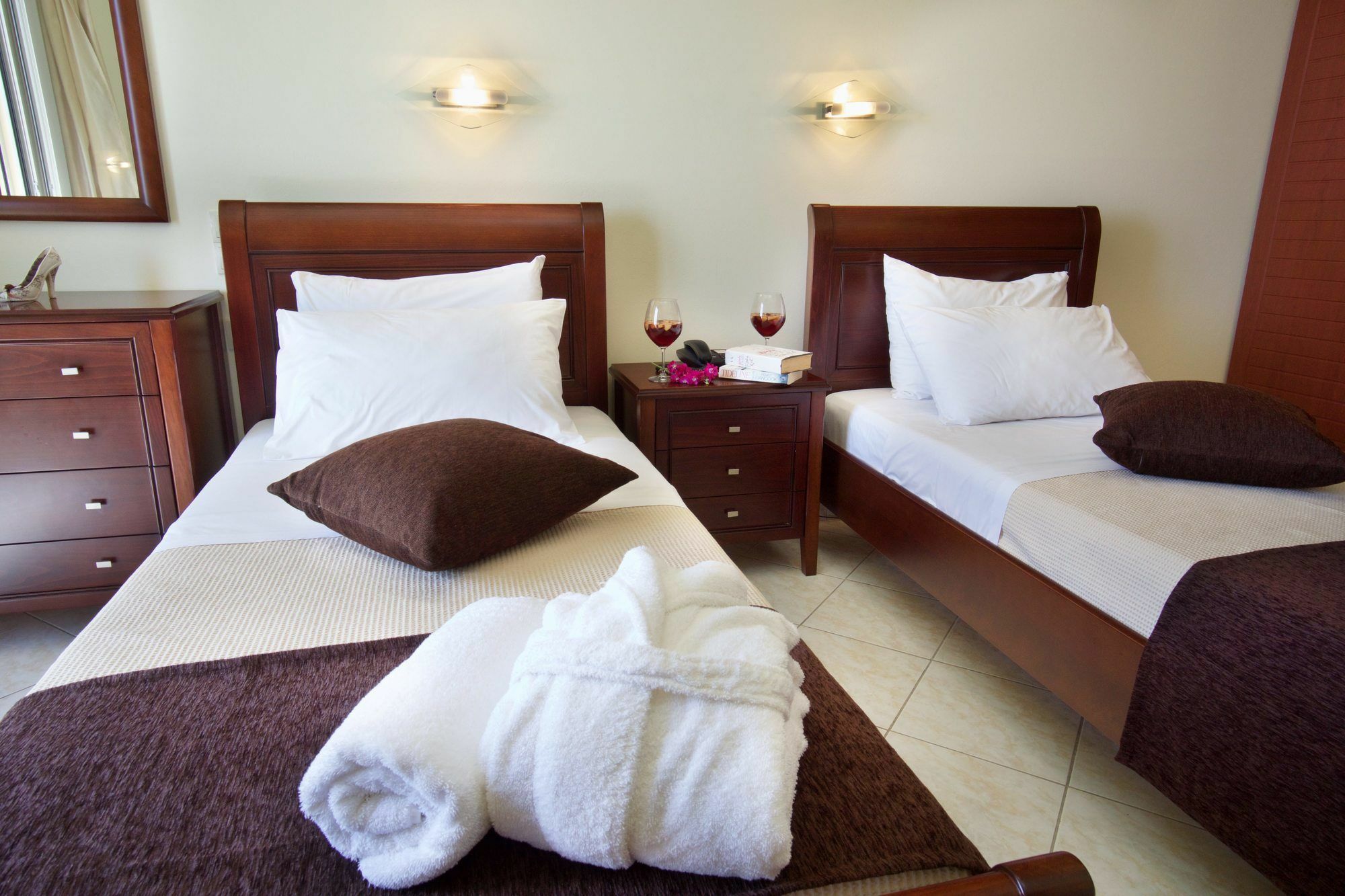 Melmar View Hotel Mánganosz Kültér fotó